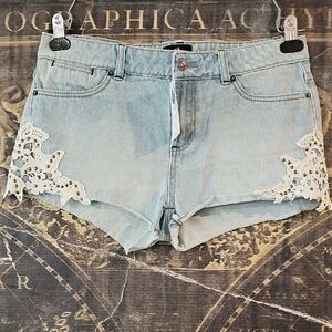 Cello Blue Lace Trim Jean Shorts